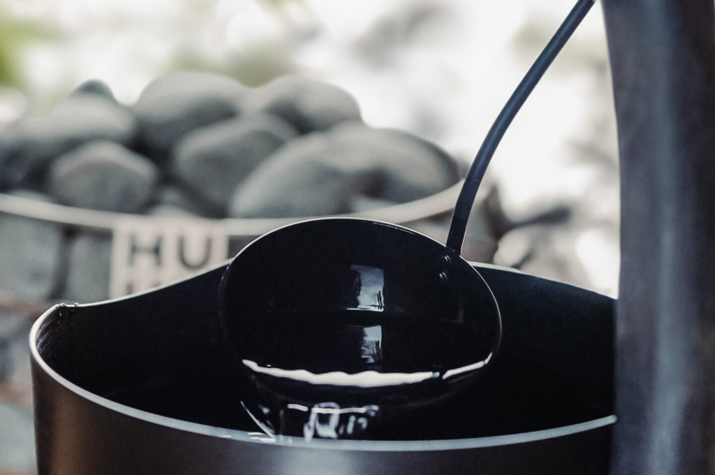 Kas elektrikerisega saunas võib kividele vett visata? 3 kas-elektrikerisega-saunas-voib-kividele-vett-visata-4